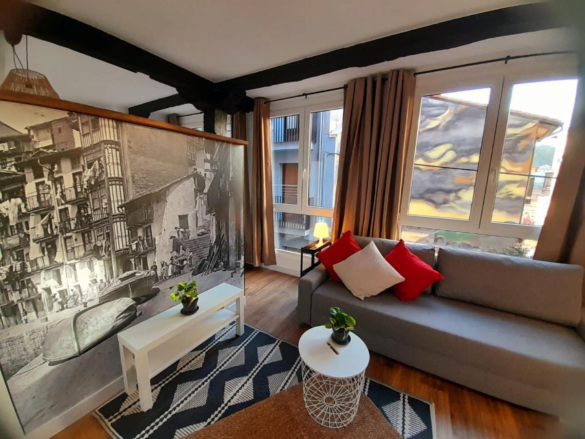 Andra Mari Apartamentu Turistikoak Bermeo Ngoại thất bức ảnh