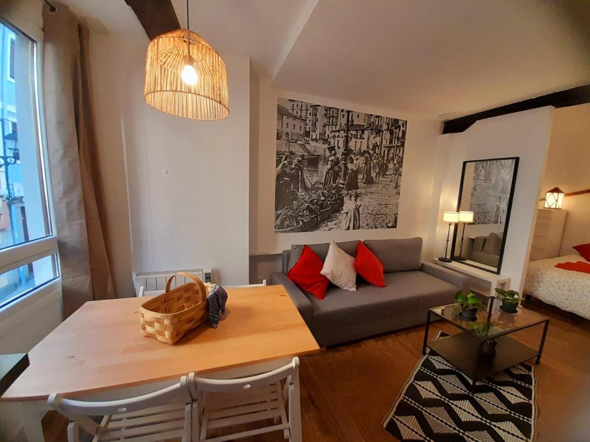 Andra Mari Apartamentu Turistikoak Apartment Bermeo Ngoại thất bức ảnh