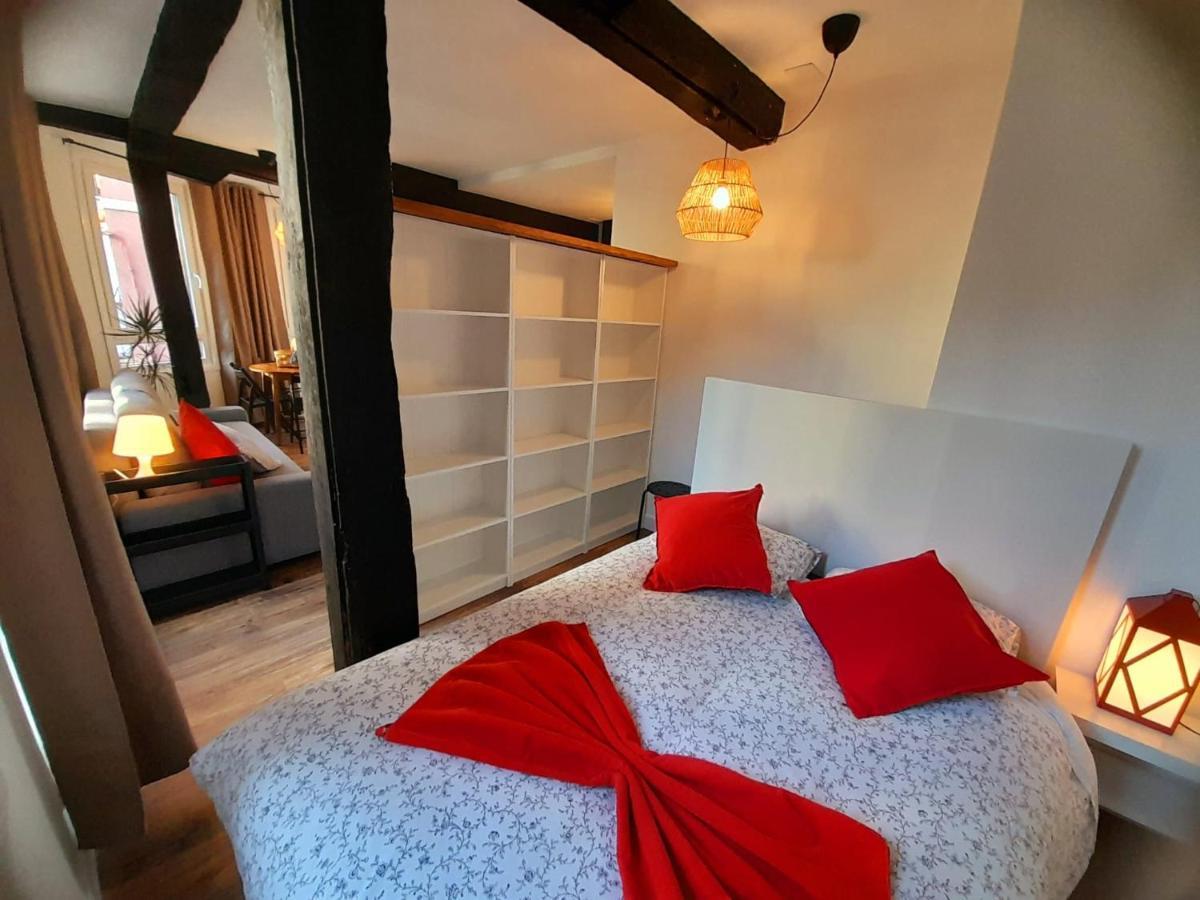 Andra Mari Apartamentu Turistikoak Apartment Bermeo Ngoại thất bức ảnh