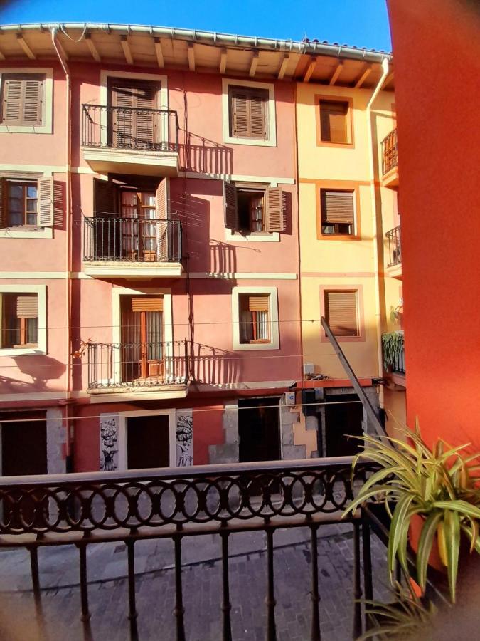 Andra Mari Apartamentu Turistikoak Apartment Bermeo Ngoại thất bức ảnh