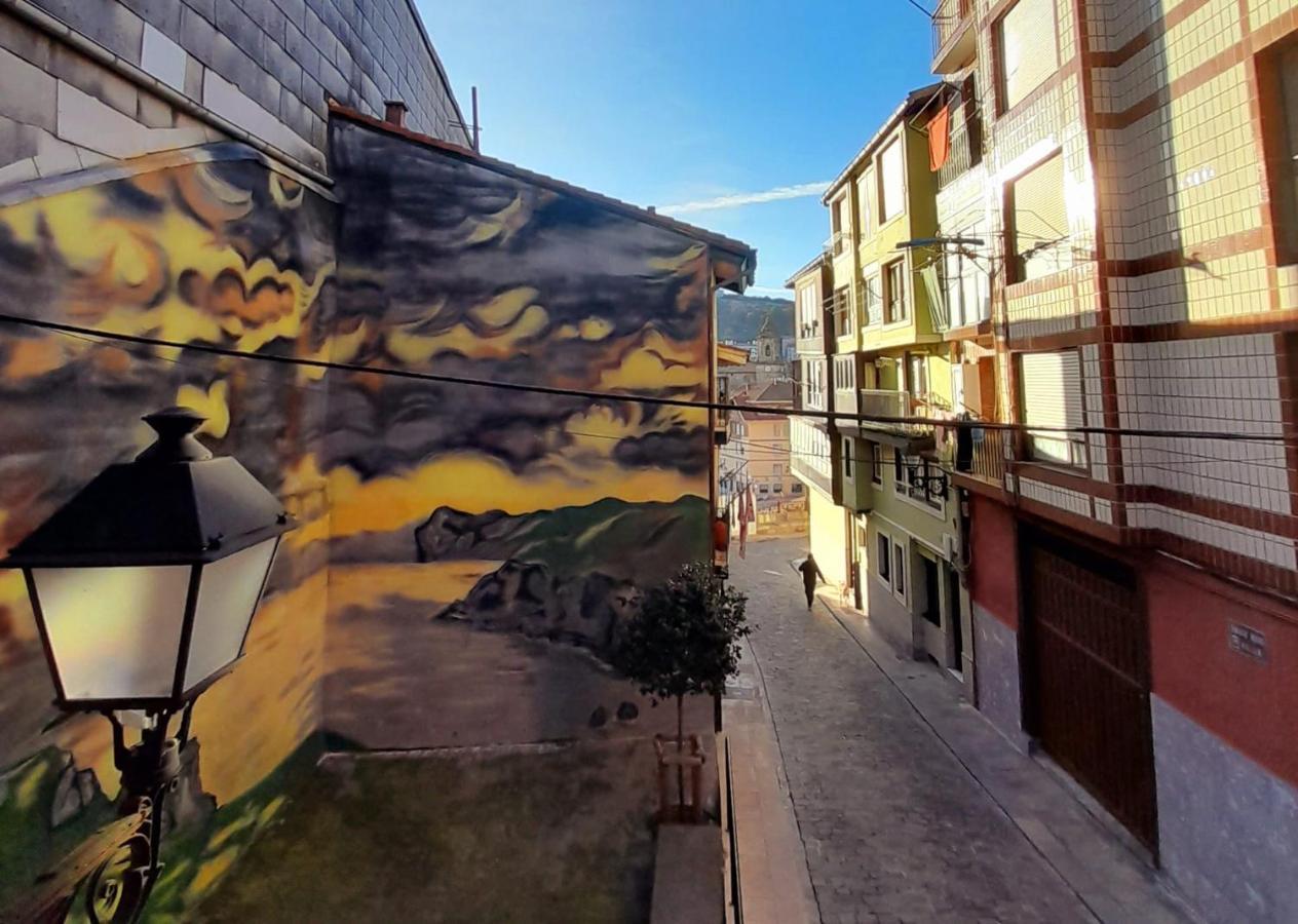 Andra Mari Apartamentu Turistikoak Bermeo Ngoại thất bức ảnh
