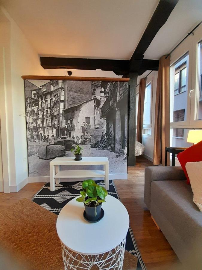 Andra Mari Apartamentu Turistikoak Apartment Bermeo Ngoại thất bức ảnh