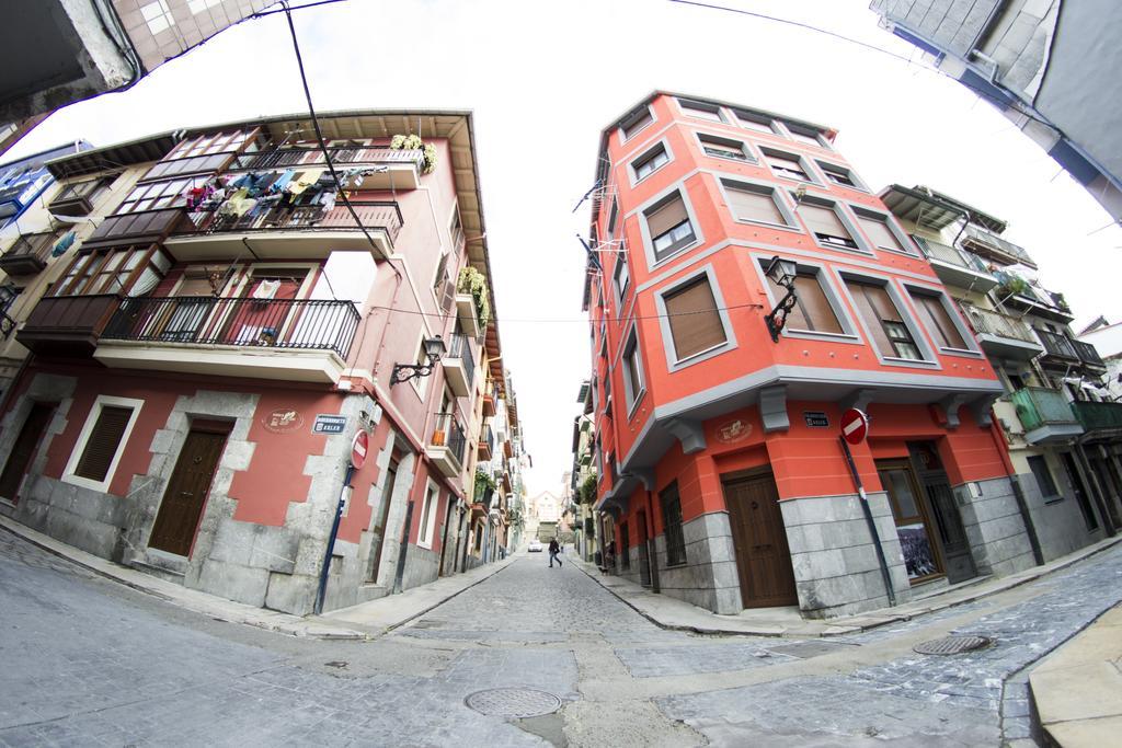 Andra Mari Apartamentu Turistikoak Bermeo Phòng bức ảnh