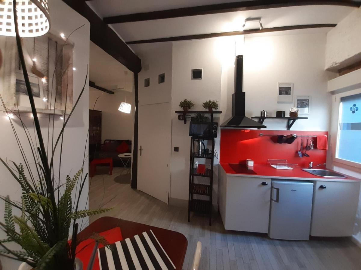 Andra Mari Apartamentu Turistikoak Bermeo Ngoại thất bức ảnh