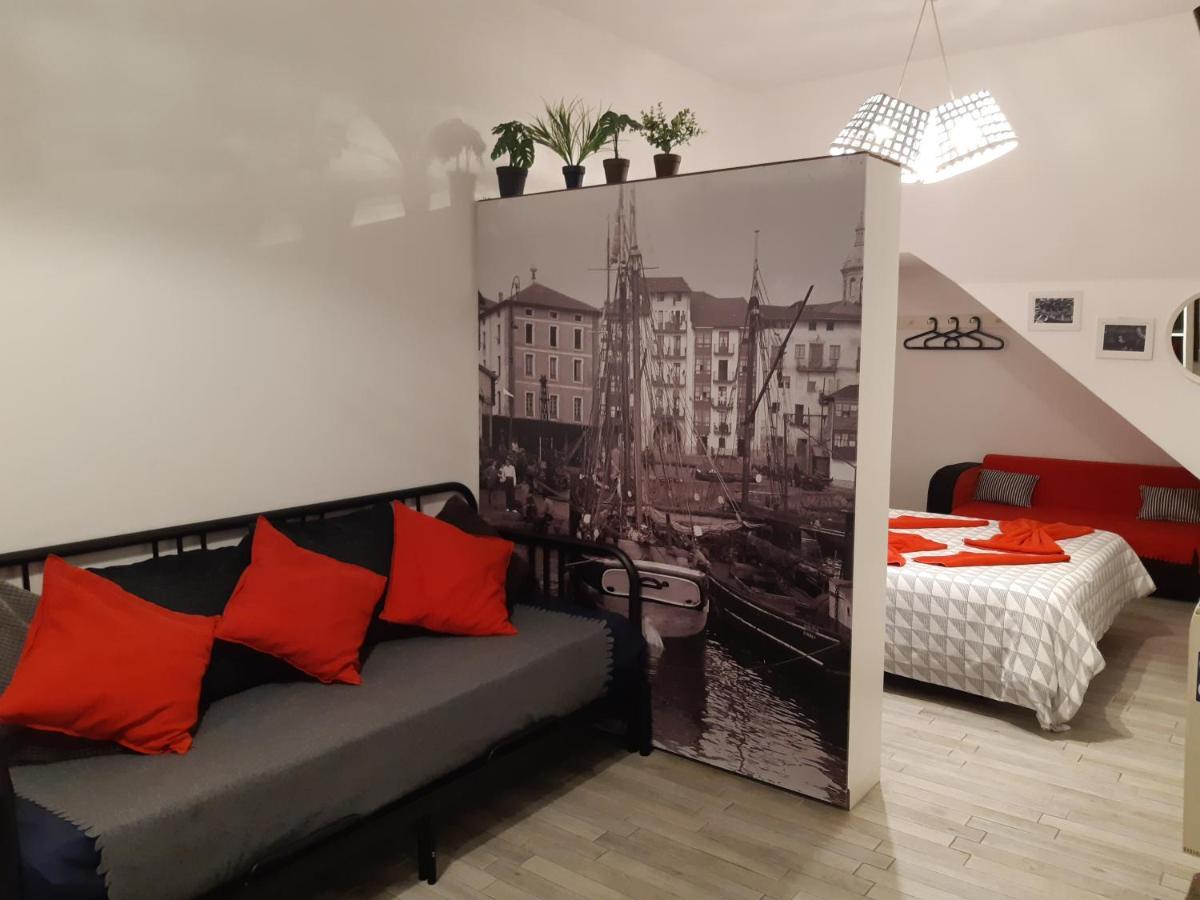 Andra Mari Apartamentu Turistikoak Apartment Bermeo Ngoại thất bức ảnh